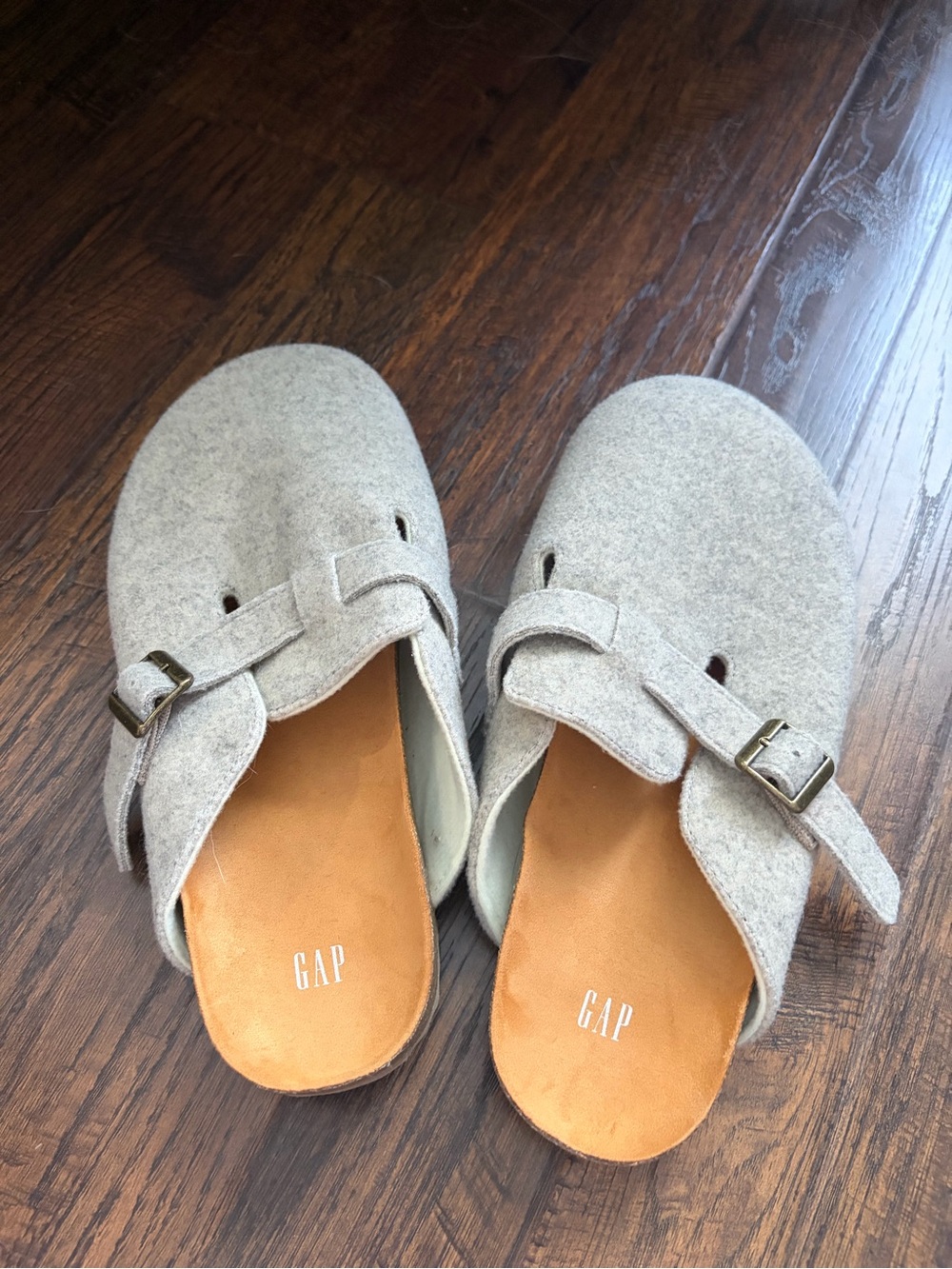 GAP Light Gray Felt Buckle Clogs NWOT